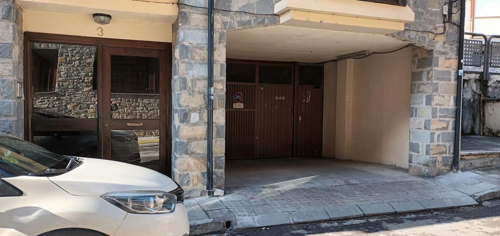 El Atico Nuevo En El Centro Con Ascensor, Garaje, Aire Acondicionado Y Wifi Apartamento Biescas  Exterior foto